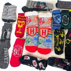 HARRY POTTER Women Socks Size s20-21 Griffindor RavenClaw Slytherin -16 PAIR LOT